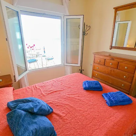 Barbara F Beach-apartment With Terrace And 180º Sea View Apartman