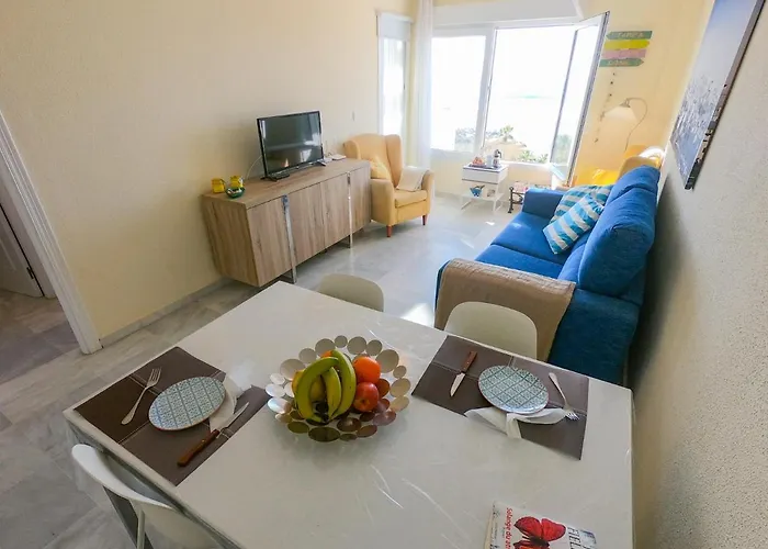 Apartmán Barbara F Beach-apartment With Terrace And 180º Sea View